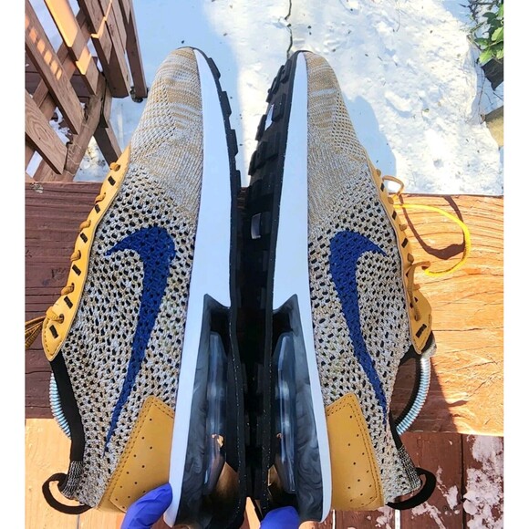 Nike Air Max Flyknit Racer Men's‎ FD2764-700 Elemetal Gold Sneakers Shoe Size 10 - Picture 4 of 17